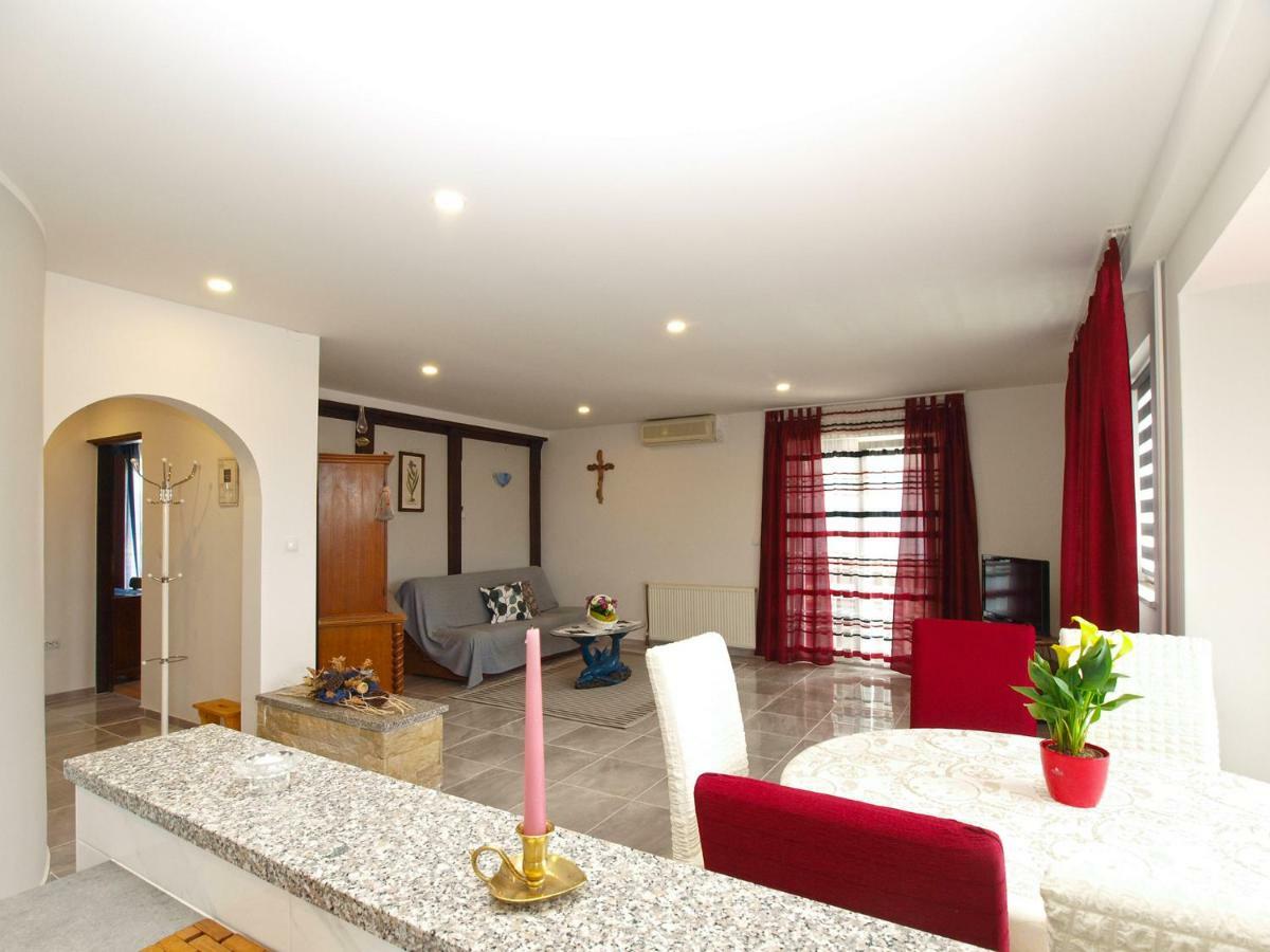 Apartments Dragica 1251 Fažana Kültér fotó