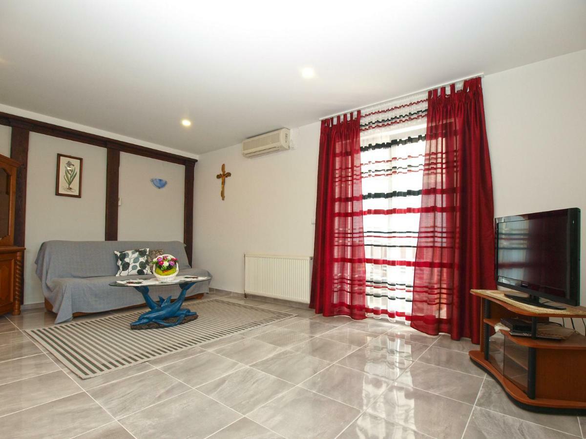 Apartments Dragica 1251 Fažana Kültér fotó
